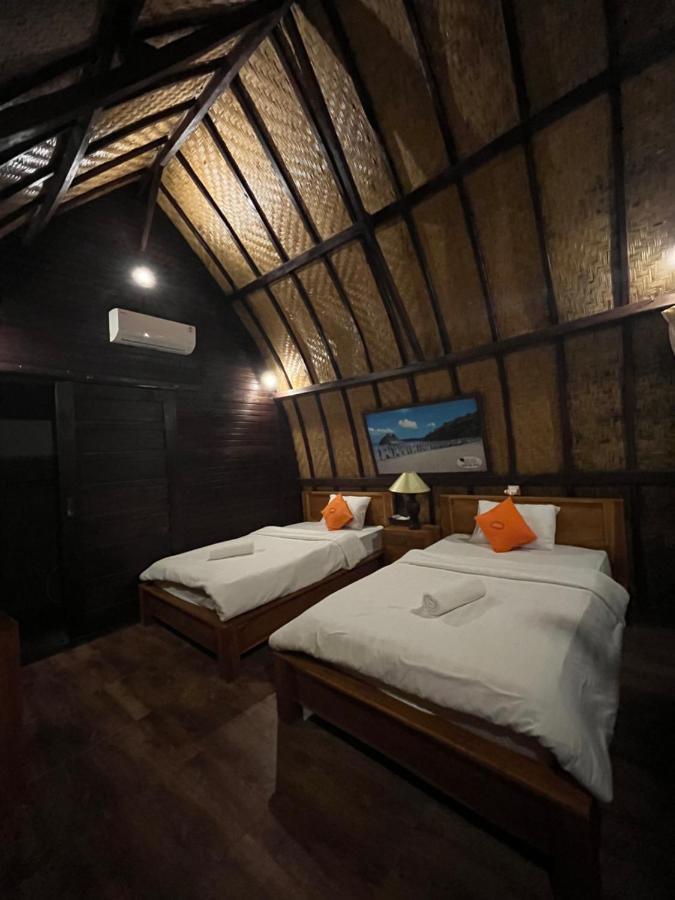 Holy Hills Bungalow Nusa Penida Batumadeg Exterior photo